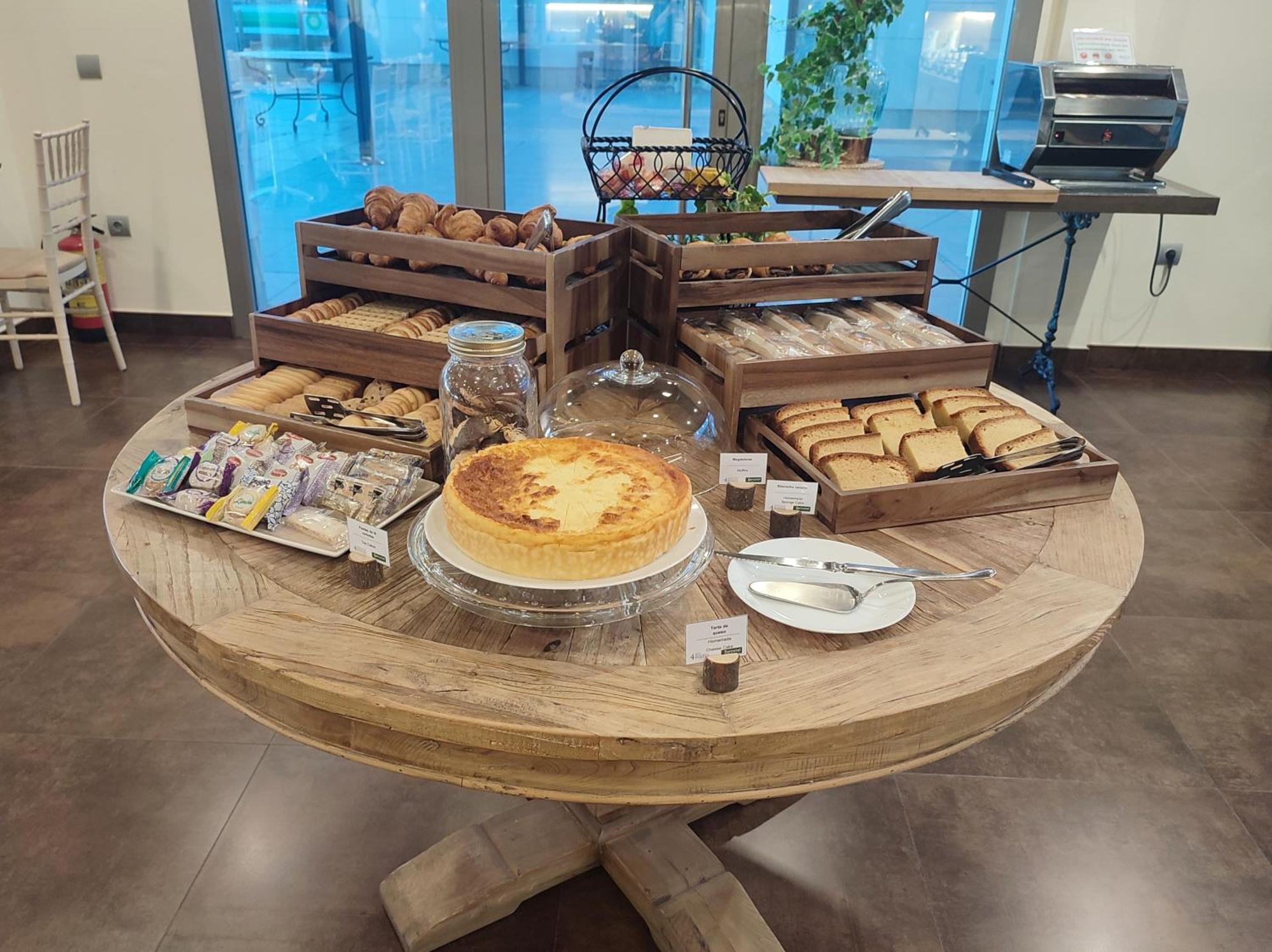 Hotel Sercotel Cuatro Postes 4*