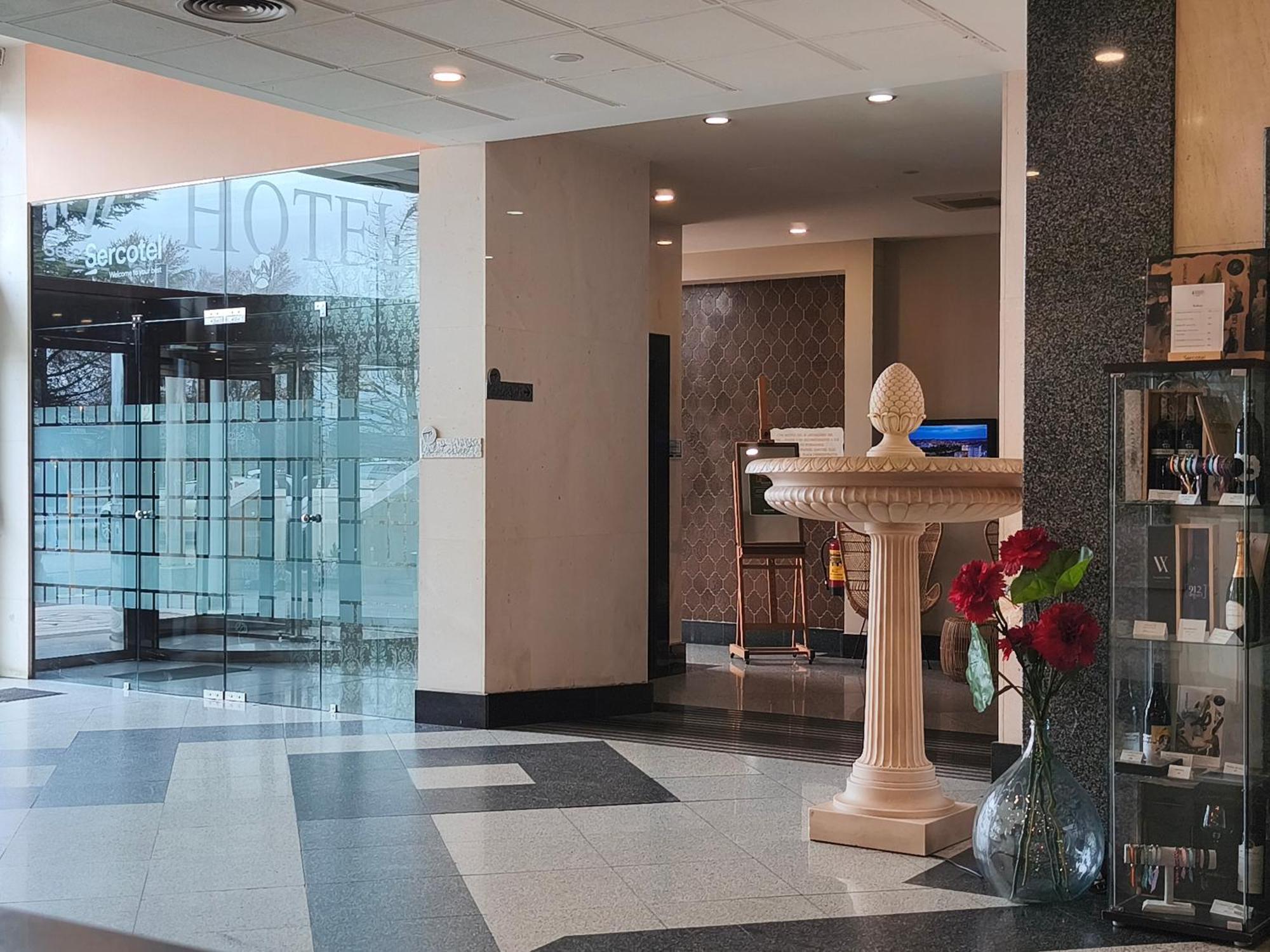 Sercotel Cuatro Postes Hotel 4*